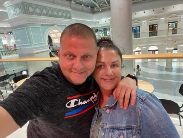 Валерий Залужный с женой Еленой  Фото: Facebook