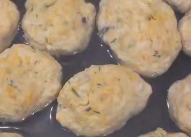 Паровые котлетки, кадр с видео