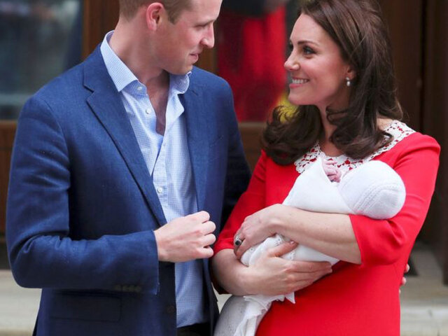 Принц Уильям и Кейт Миддлтон с новорожденным сыном