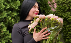 Красивая девушка, фото: Clutch