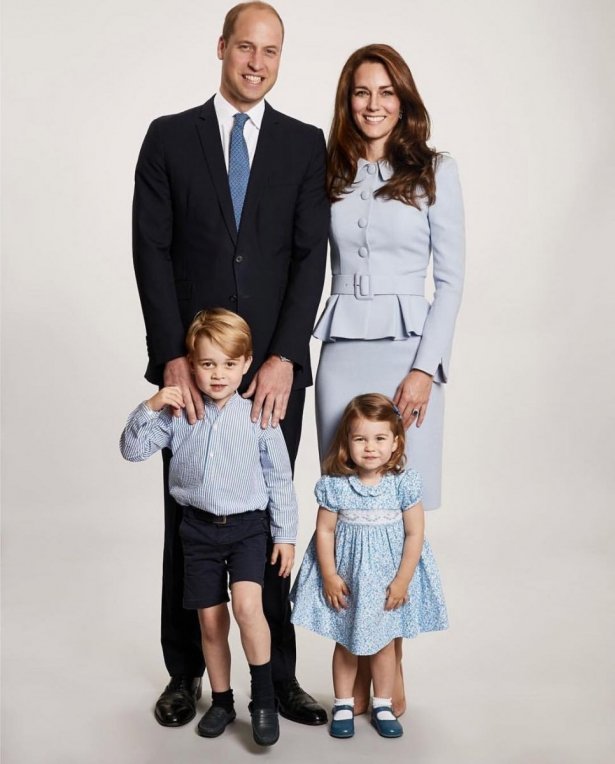 Принц Уильям и герцогиня Кейт с детьми