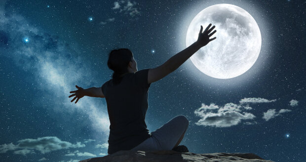 Ритуал виконання бажань на новолуння