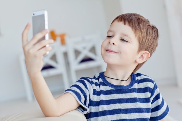Последствия частого использования смартфона для ребенка