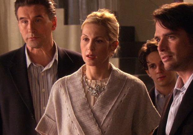 Красива жінка, кадр з серіалу "Пліткарка"