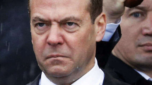 Дмитрий Медведев получил осложнение после интимной операции: "На фоне алкоголизма..."