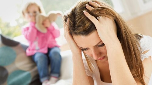 Тривожна мама: психолог розповіла, звідки береться страх і як з ним впоратися