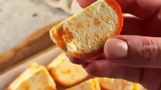 Морозиво з мандарином, кадр з відео