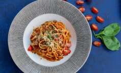 Вкуснейшие спагетти карбонара: простой и быстрый рецепт, по которому сможет приготовить даже ребенок — пальчики оближешь!
