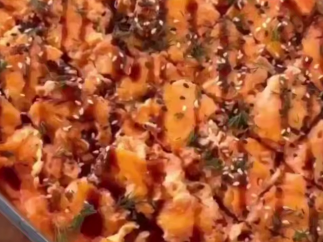 Суші-пиріг, кадр з відео