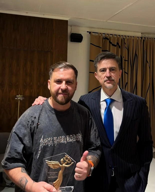 "Без Обмежень"