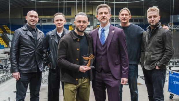 Тарас Тополя, "Антитела"