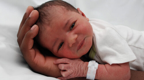 У немовляти виросла пухлина на шиї розміром більше голови