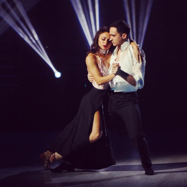 Игорь Ласточкин и Илона Гвоздева танцуют аргентинское танго