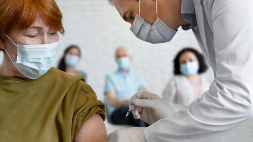 Вакцинація від коронавірусу при алергії: лікар відповіла на головні питання