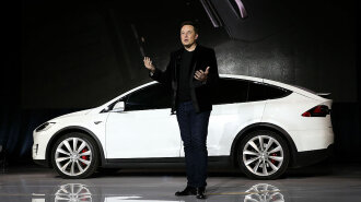 Tesla Model S: експерт розповів про плюси і мінуси електромобіля