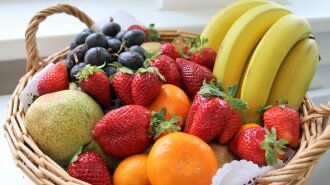 Протистоїть інфекціям і позитивно впливає на ШКТ: медики назвали надзвичайно корисний фрукт