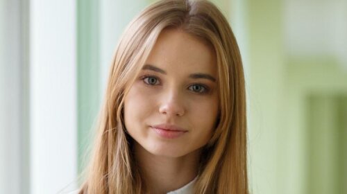 Збезчестив жирний дід: зірка серіалу "Школа" зізналася, що її зґвалтували в Москві