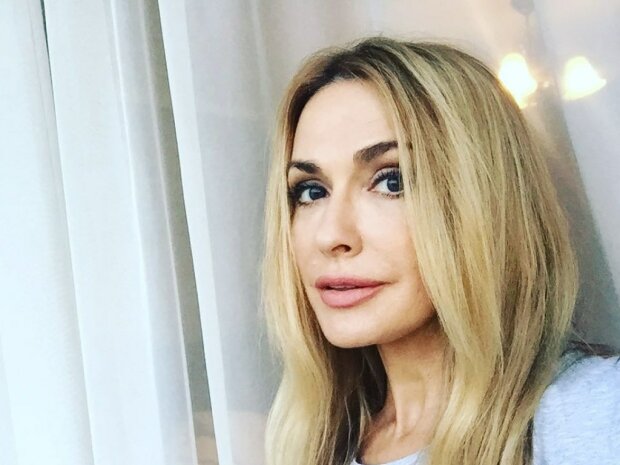 Ольга Сумська, актриса, помолоділе обличчя