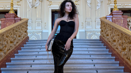 Гарна дівчина, жіноча енергетика, фото з соцмереж