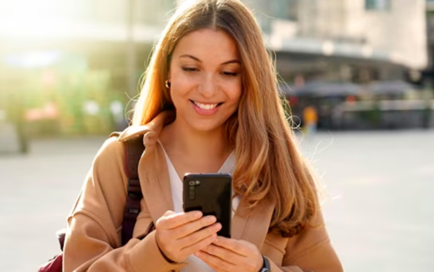 Телефон, зображення з вільних джерел