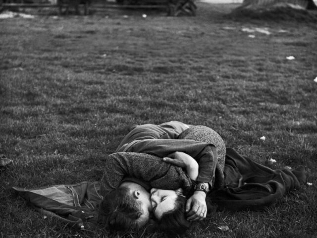 old-photos-vintage-war-couples-love-romance2-825×900
