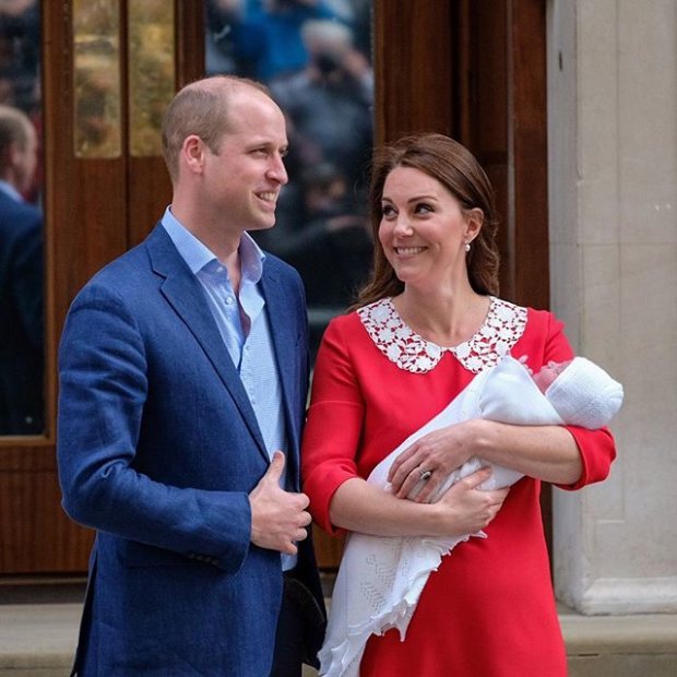 Кейт Міддлтон і принц Вільям з новонародженим сином