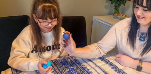 Битье крашанками, Пасха, кадр с видео