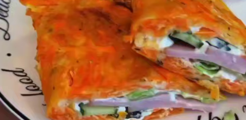 Морквяно-сирні коржики, кадр з відео