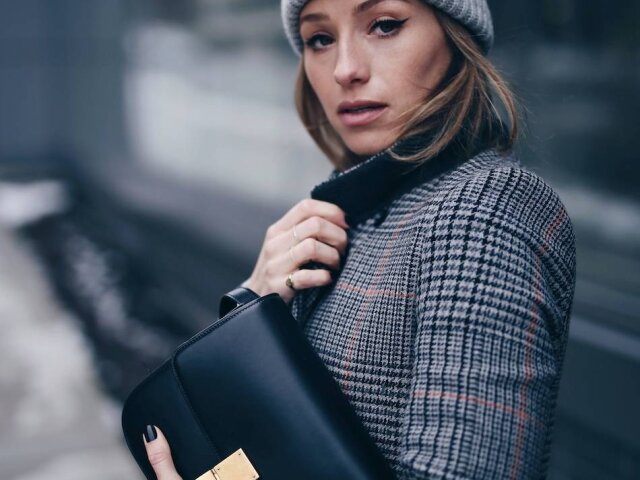 Style-and-beauty-blogger-Jill-Lansky-of-The-August-Diaries-on-how-to-stay-warm-stylish-in-the-winter