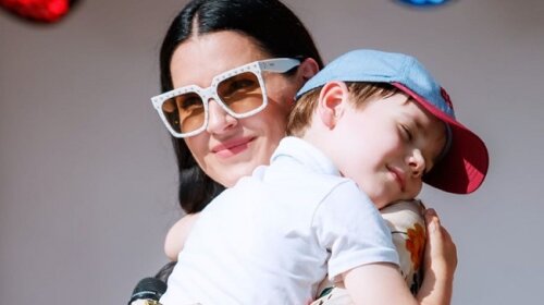 "Мамин зайчик": Маша Єфросиніна на честь 8-річчя сина зворушила архівними кадрами