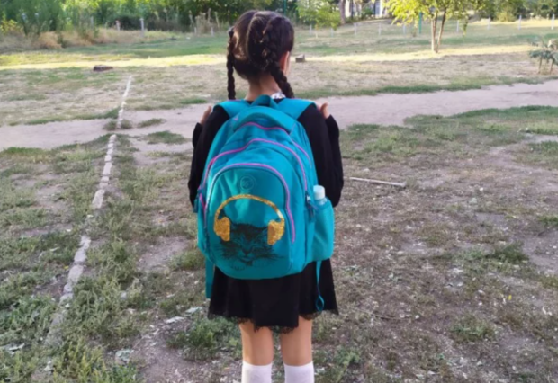 Школярка, рюкзак, фото: Знай.ua