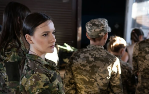 Мобілізація жінок, зображення з вільних джерел