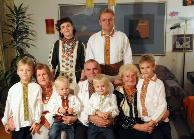 Семья Андрея Садового: супруга, дети, родители