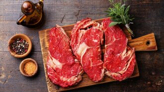Червоне м'ясо викликає рак
