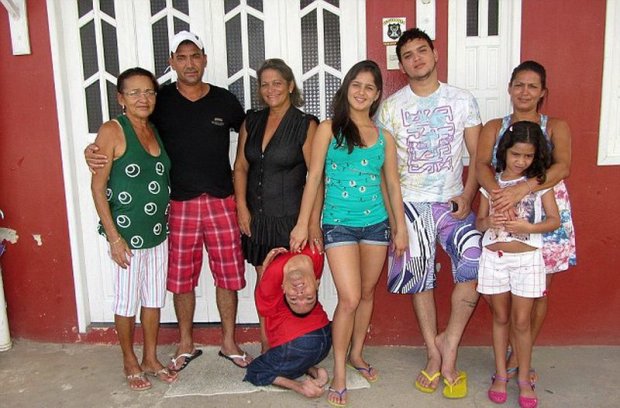 Клаудіо Вієйра зі своєю великою сім'єю