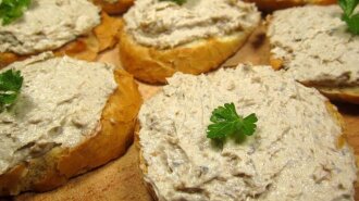 Вкусная бутербродная намазка, которая делается за две минуты (фото)