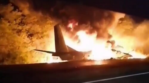 "Просто нет слов": Зеленский отреагировал на крушение самолета в Чугуеве