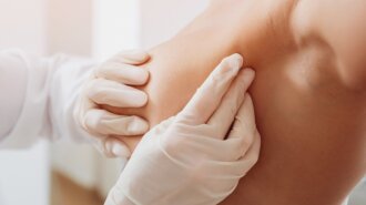 Сохранить здоровье груди: 3 вопроса к маммологу