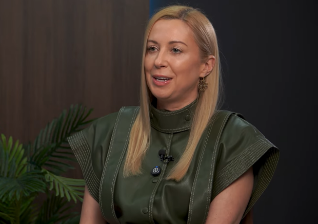 Тоня Матвієнко, кадр з інтерв'ю