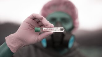 Почти 900 за сутки: количество заболевших коронавирусом в Украине не уменьшается