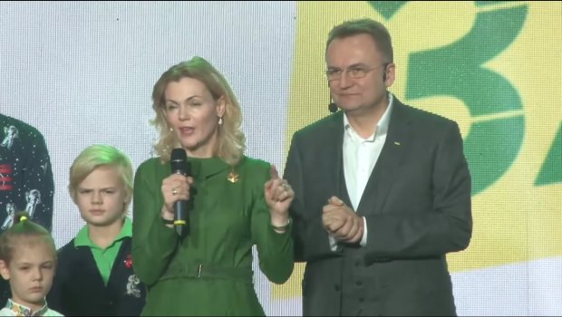 Екатерина Кит-Садовая поддержала мужа на президентских выборах