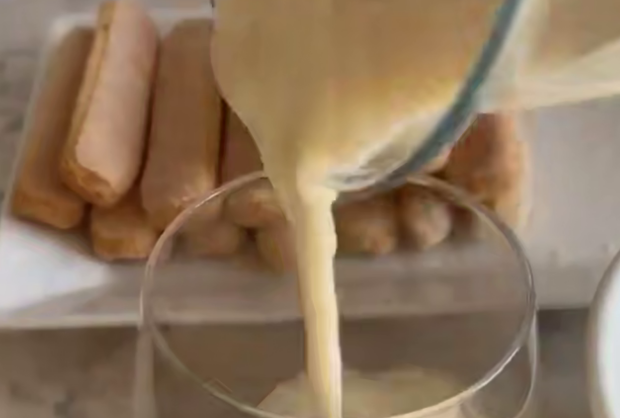 Тірамісу в стаканчиках, кадр з відео