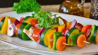 Для здоровья кишечника, сердца, печени: медики назвали максимально полезный летний овощ