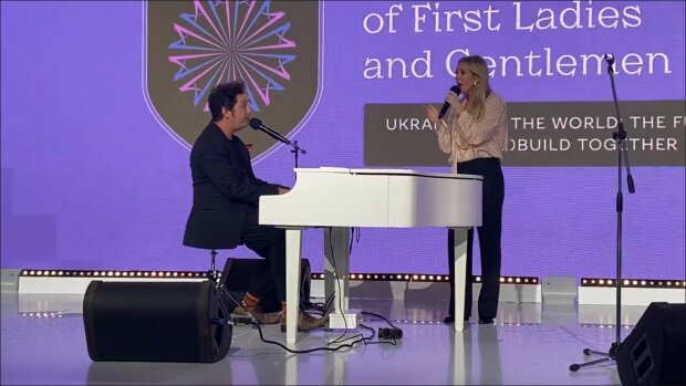 Скриншот выступления Шурова и Элли Гослинг