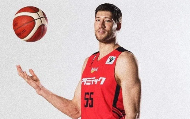 В'ячеслав Кравцов, зображення з вільних джеред