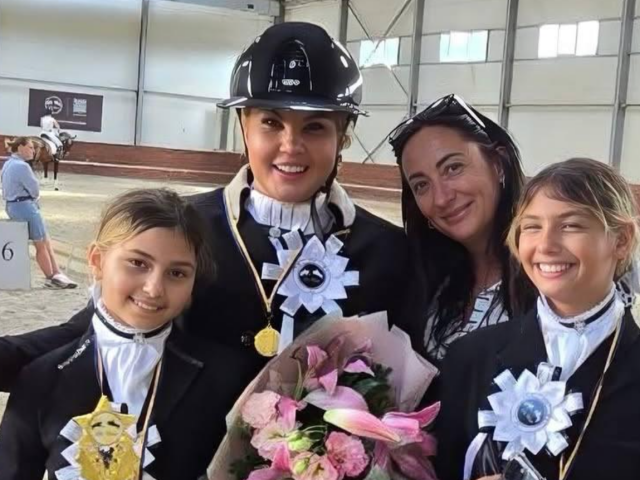 Камалія із сім'єю