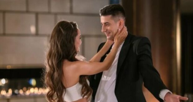 Александр Эллерт, Ксения Мишина, расстались