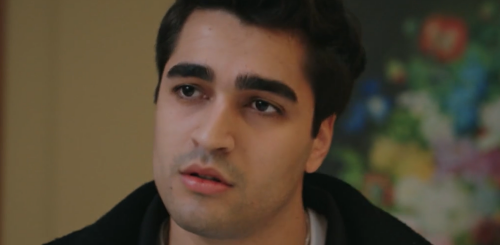 Чоловік, кадр із серіалу "Зимородок"