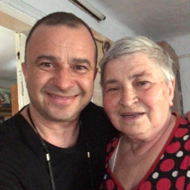 Віктор Павлік з мамою
