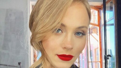 Смыла яркий макияж: Женя Ковалева из "Сватов" показала, как выглядит на самом деле
